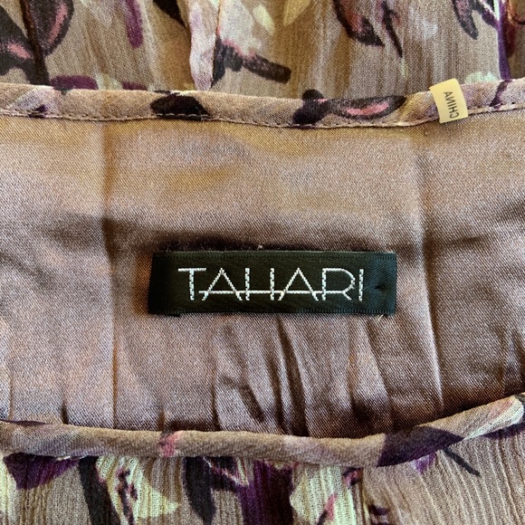 COPY - 💜 Tahari 100% Silk Skirt - Picture 6 of 8